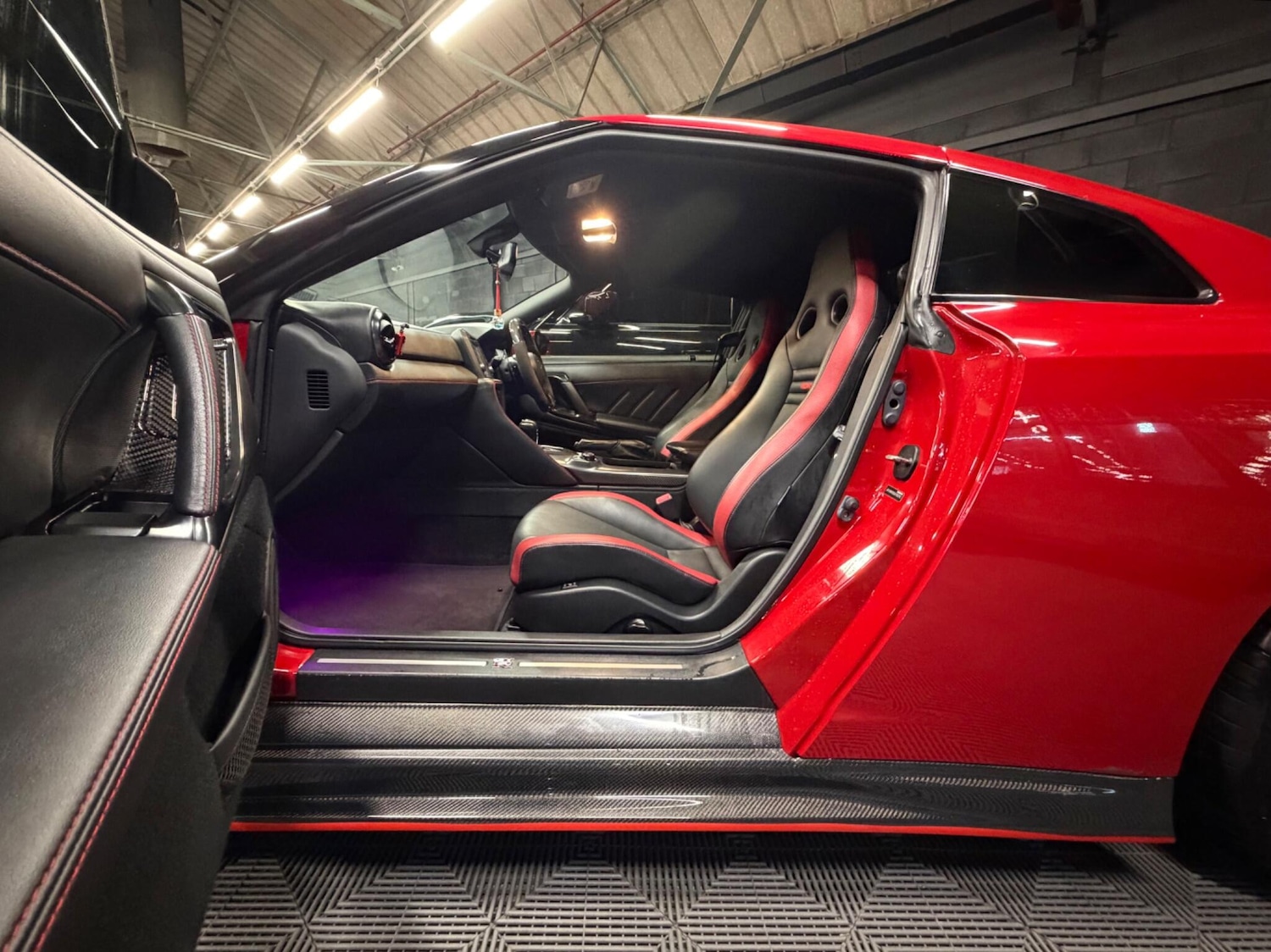 Used Nissan GT-R 2016 for sale - 77550166: Photo 10