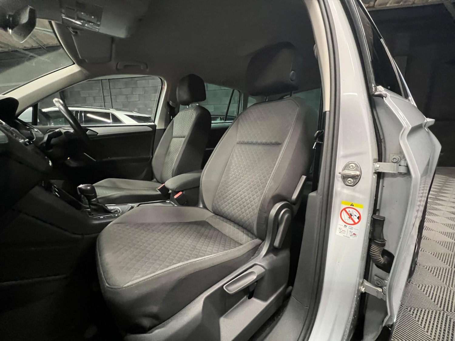 Used Volkswagen Tiguan 2019 for sale - 76424168: Photo 13