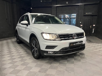 2019 (68) - 2.0 TDI SE Navigation DSG Euro 6 (s/s) 5dr