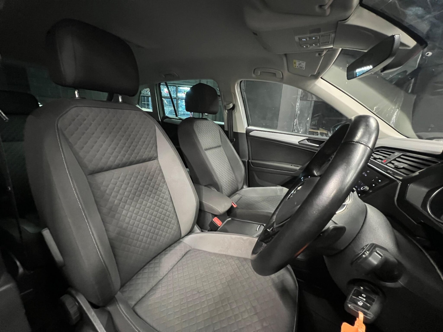 Used Volkswagen Tiguan 2019 for sale - 76424168: Photo 8