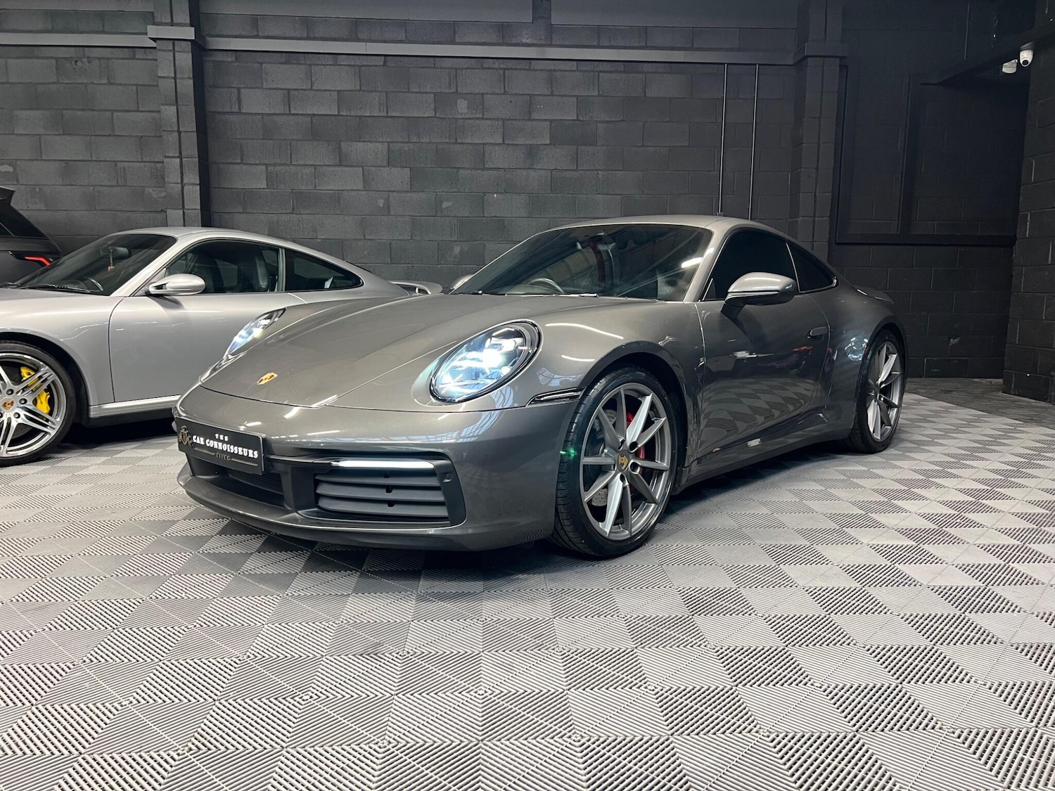 Used Porsche 911 2019 for sale - 76991968: Photo 4