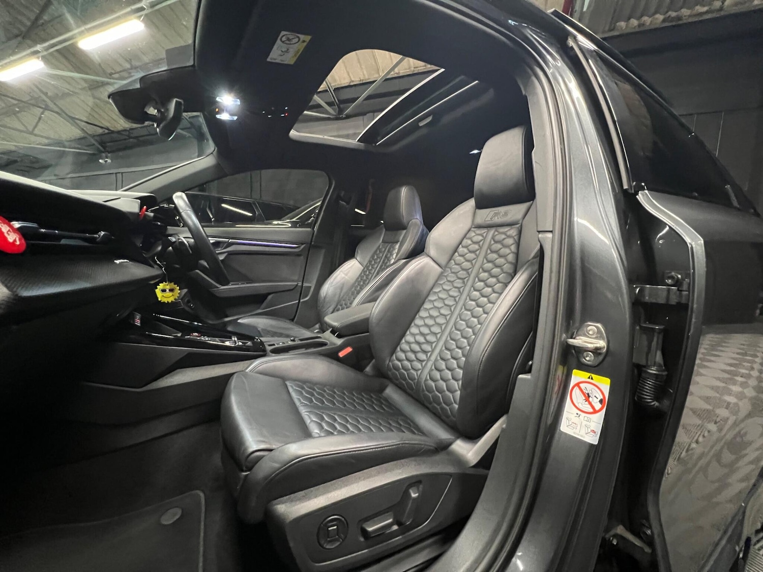 Used Audi RS3 2022 for sale - 76786548: Photo 12