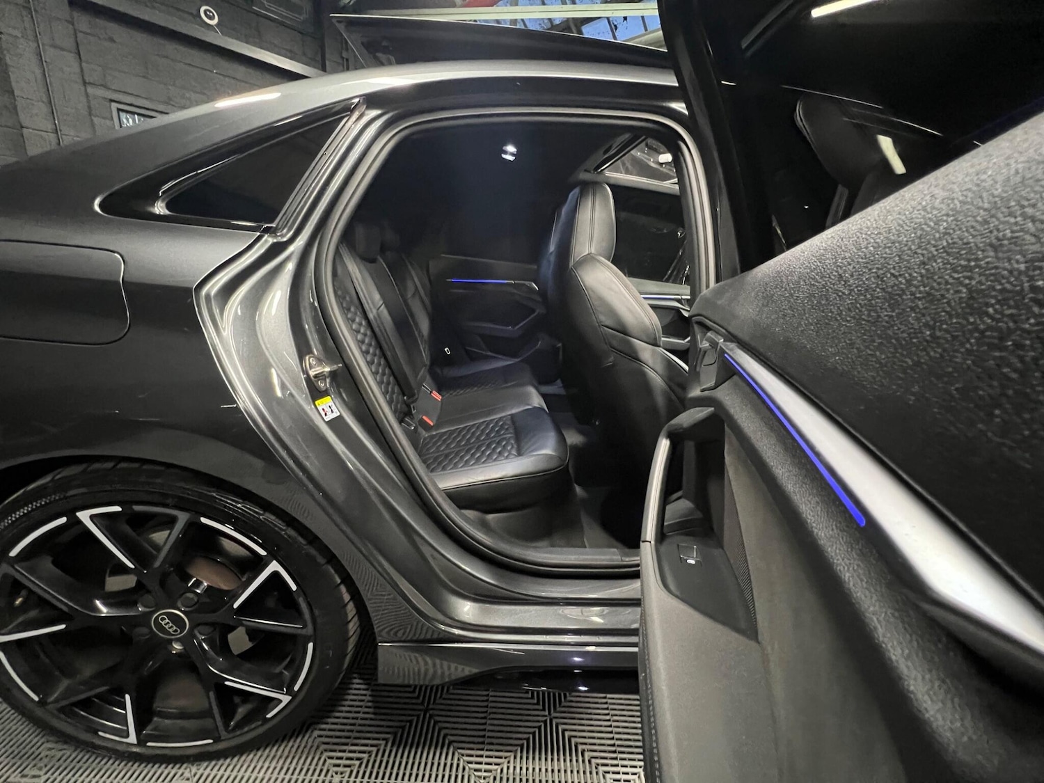 Used Audi RS3 2022 for sale - 76786548: Photo 18