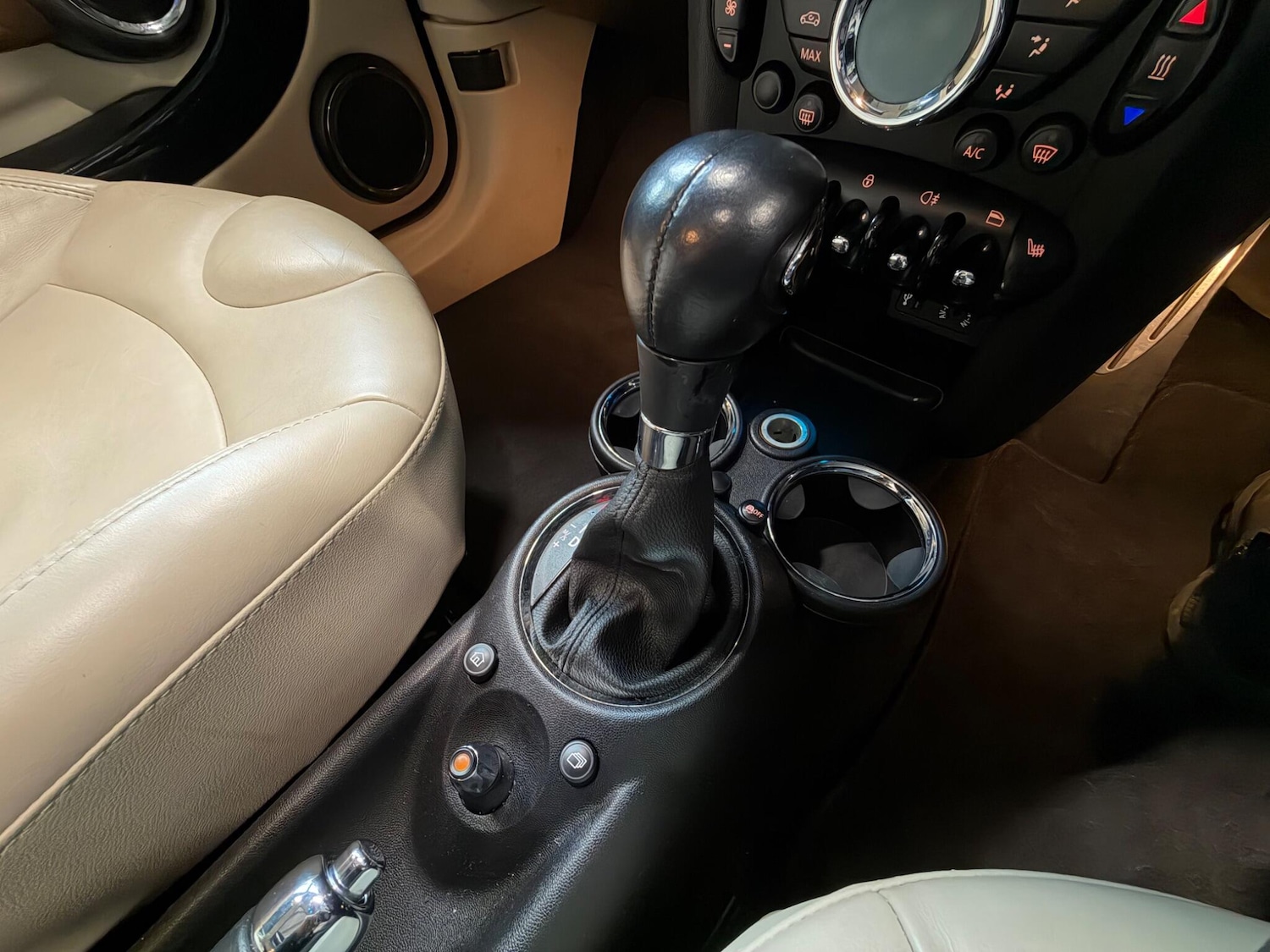 Used MINI Hatch 2012 for sale - 77853599: Photo 24