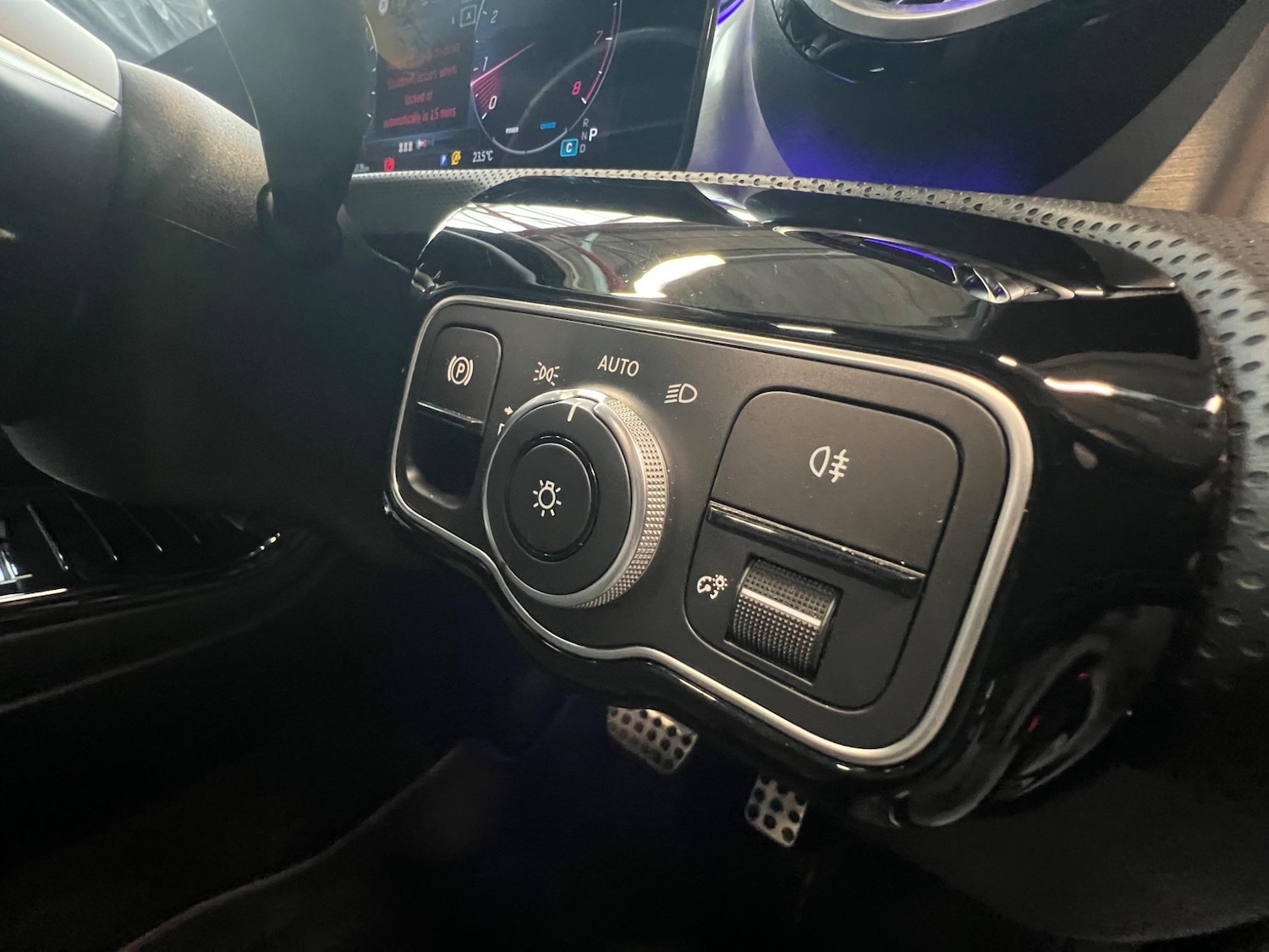 Vehicle 28