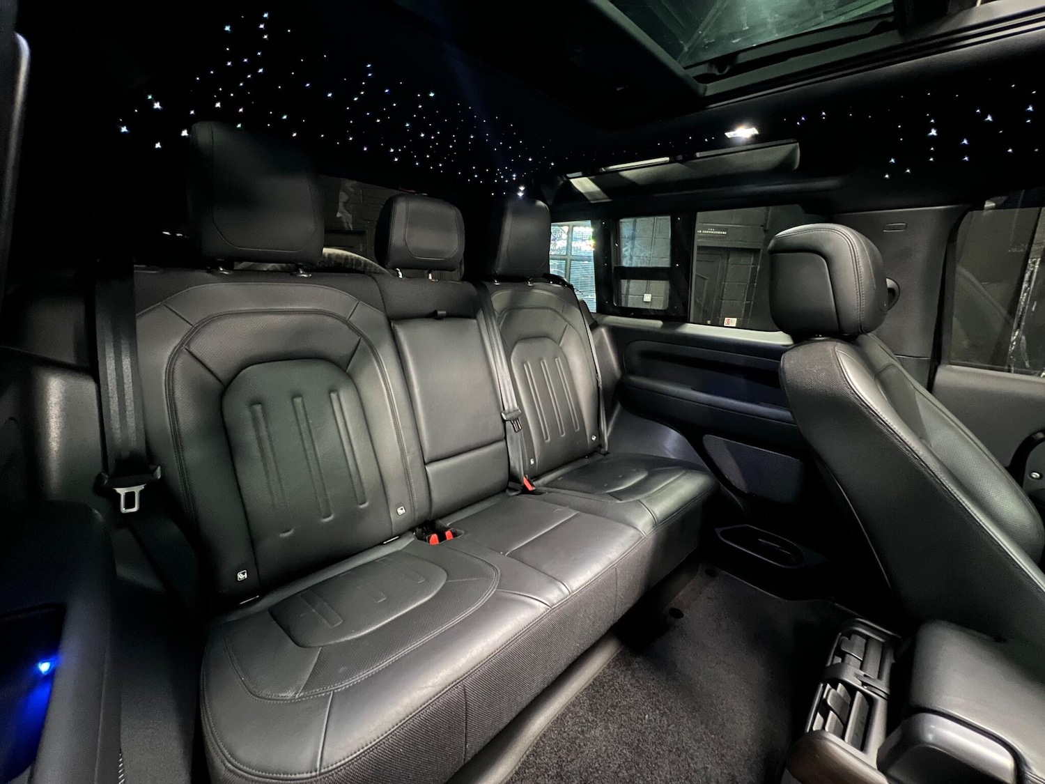 Used Land Rover Defender 2021 for sale - 76499563: Photo 16