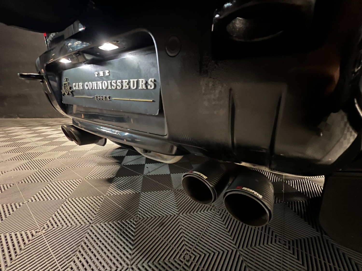 Used Land Rover Defender 2021 for sale - 76499563: Photo 17