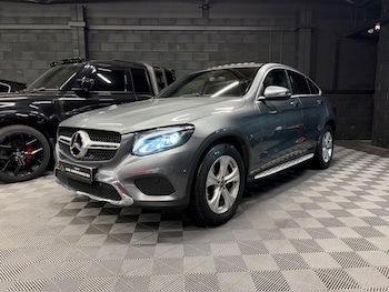 Used Mercedes-Benz GLC 2019 for sale - 77637512: Photo