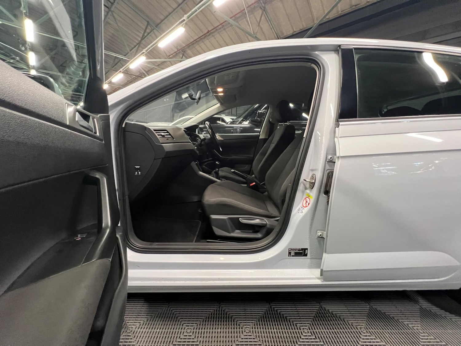 Used Volkswagen Polo 2019 for sale - 76592188: Photo 10