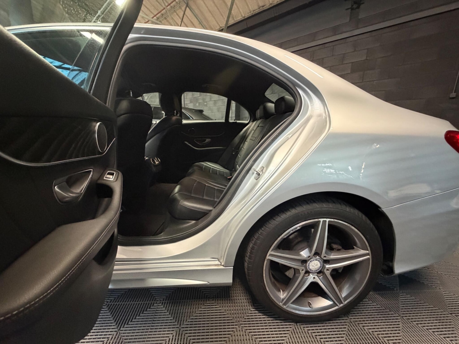 Used Mercedes-Benz C Class 2016 for sale - 78157416: Photo 14