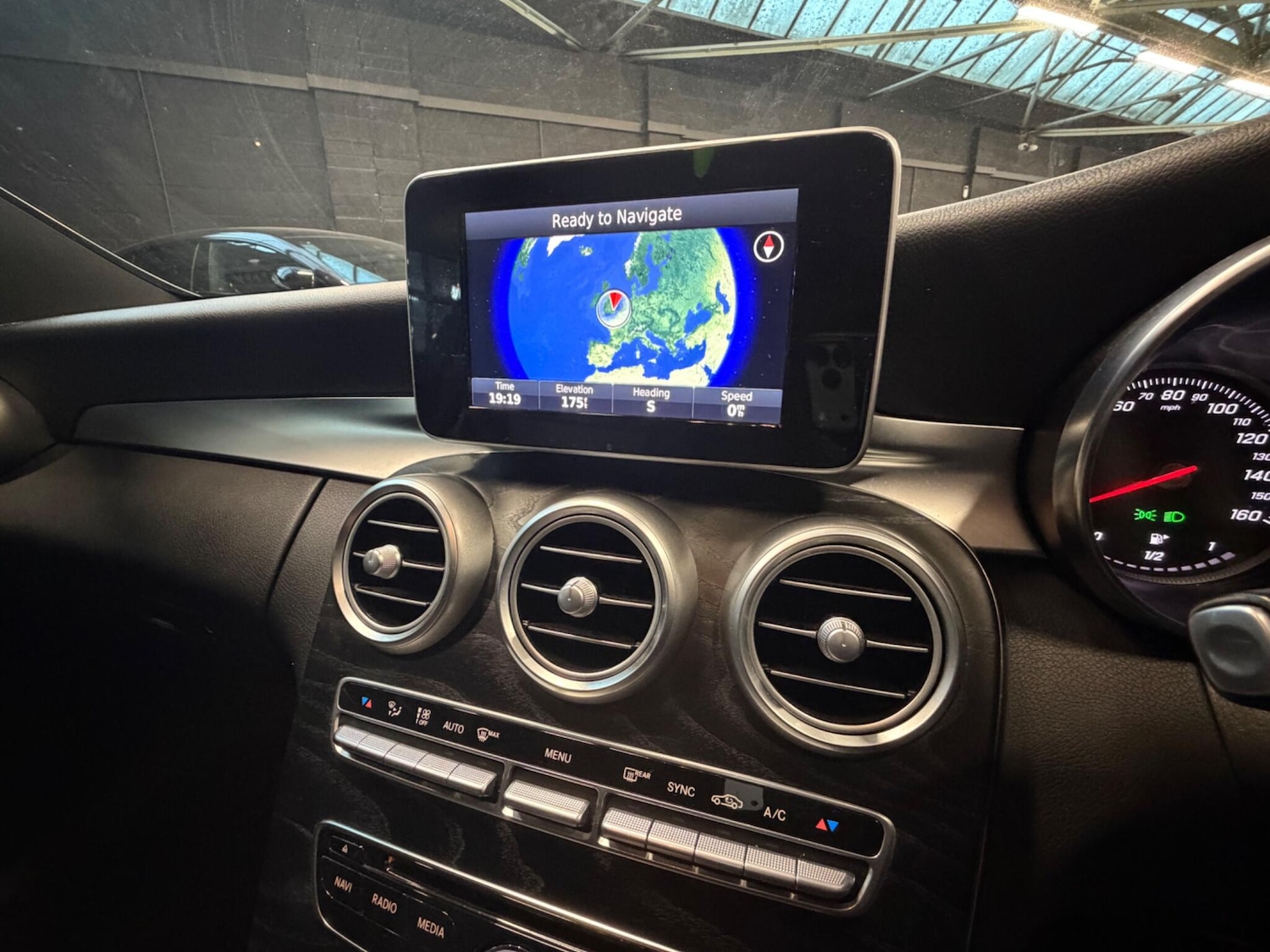 Used Mercedes-Benz C Class 2016 for sale - 78157416: Photo 25