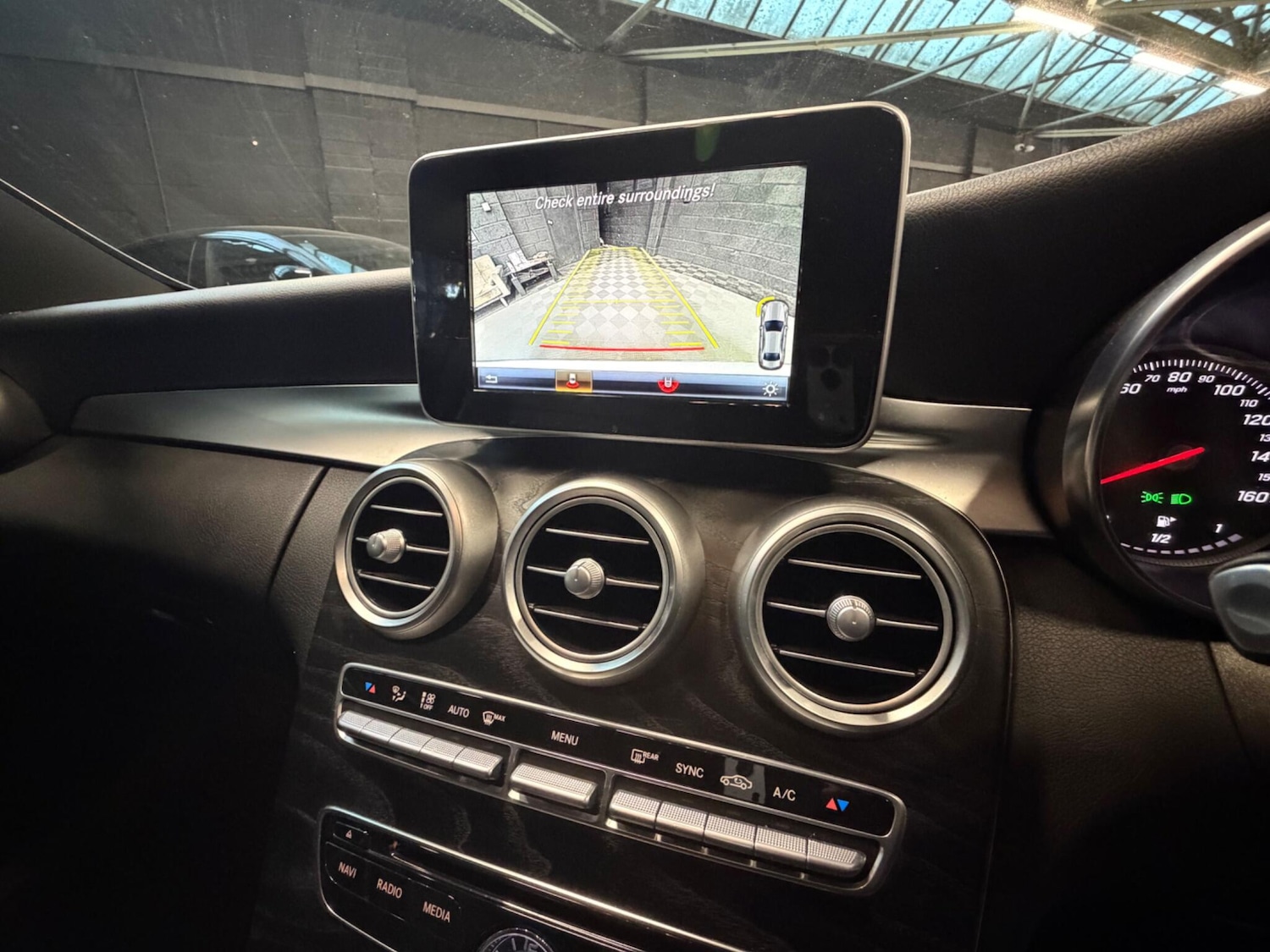 Used Mercedes-Benz C Class 2016 for sale - 78157416: Photo 26