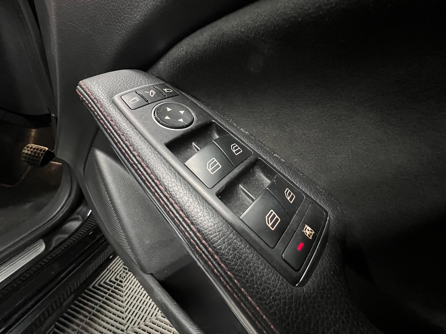 Used Mercedes-Benz A-Class 2018 for sale - 76942629: Photo 24