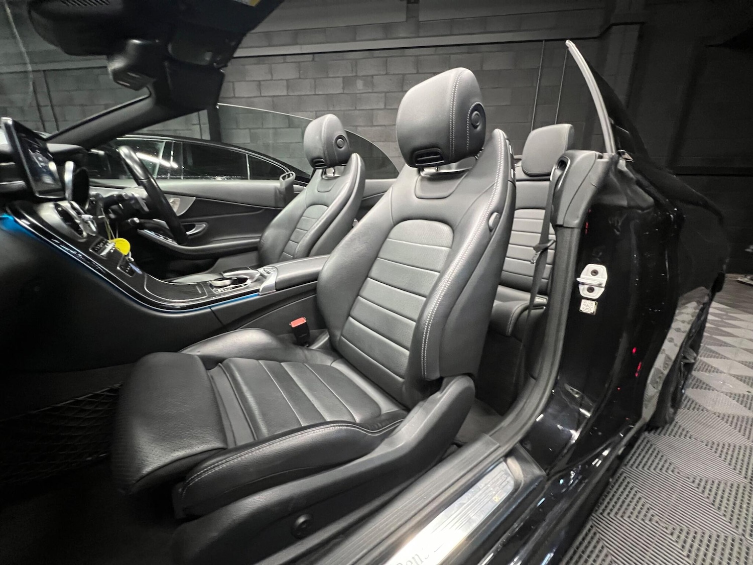 Used Mercedes-Benz C Class 2017 for sale - 76423187: Photo 13