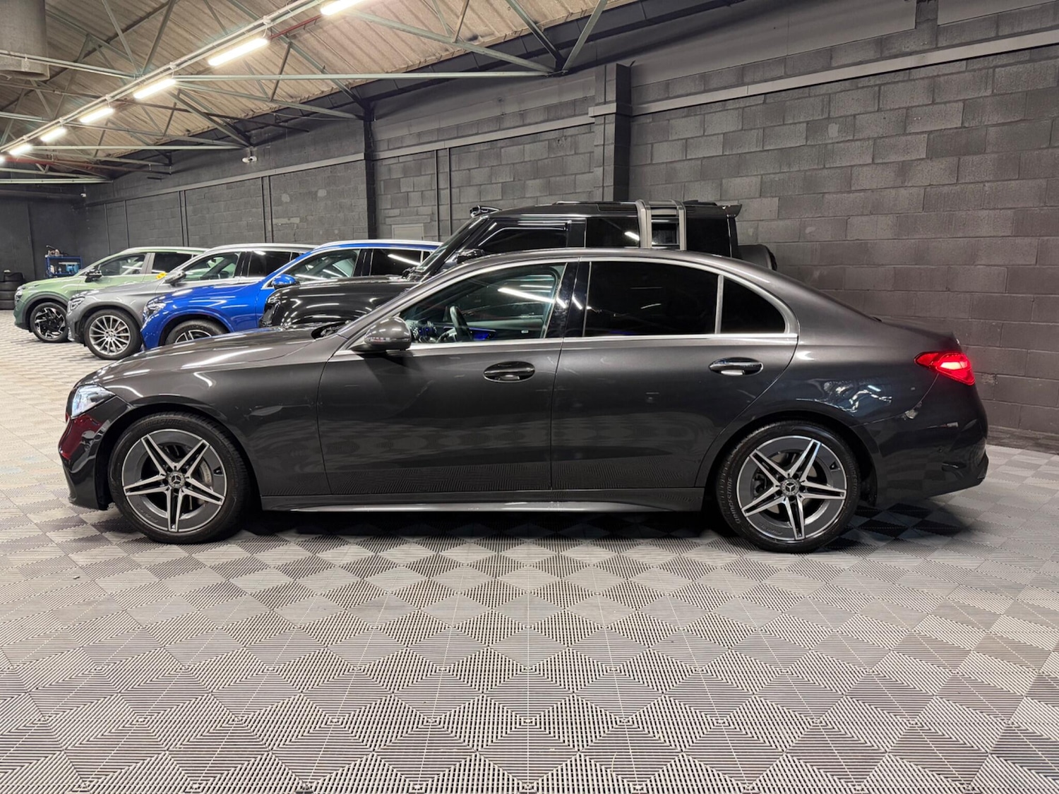 Used Mercedes-Benz C Class 2025 for sale - 77479201: Photo 5