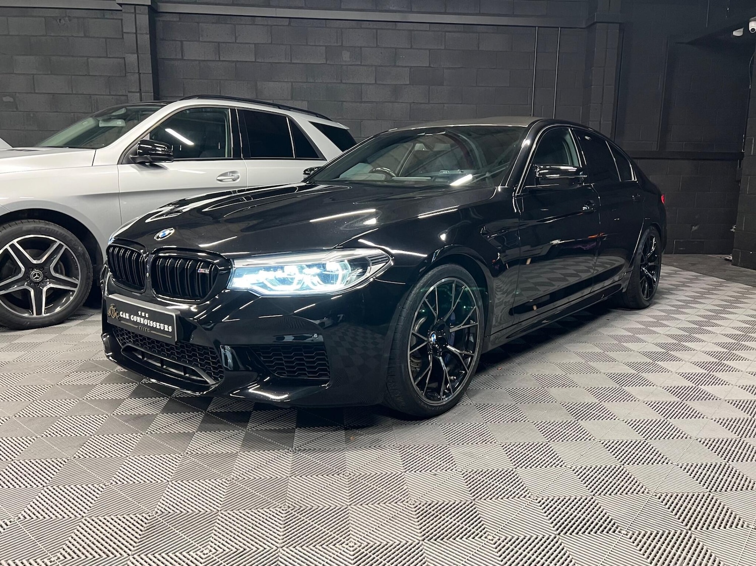 Used BMW M5 for sale - 77021059: Photo 4