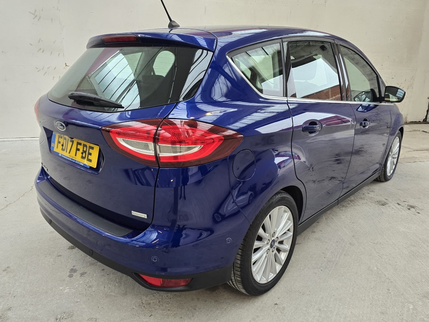 Used Ford C-Max 2017 for sale - 78031704: Photo 4
