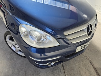 Used Mercedes-Benz B Class 2011 for sale - 78084525: Photo