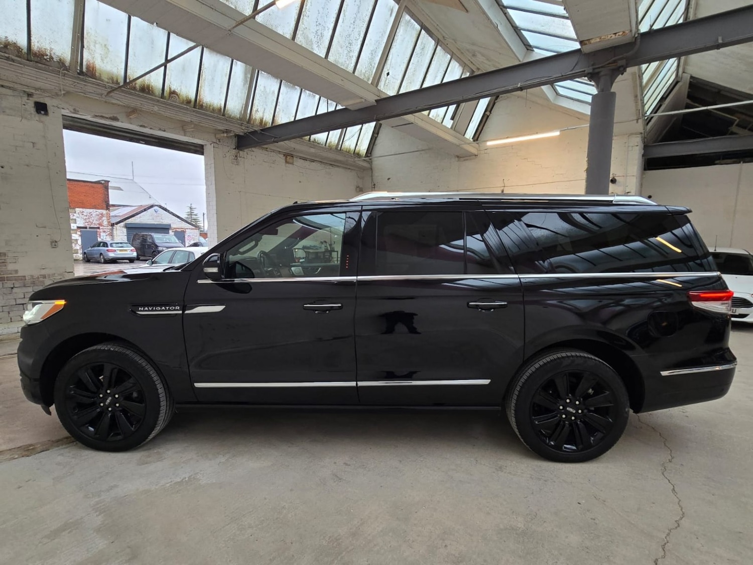 Used Lincoln Navigator 2025 for sale - 78031725: Photo 6