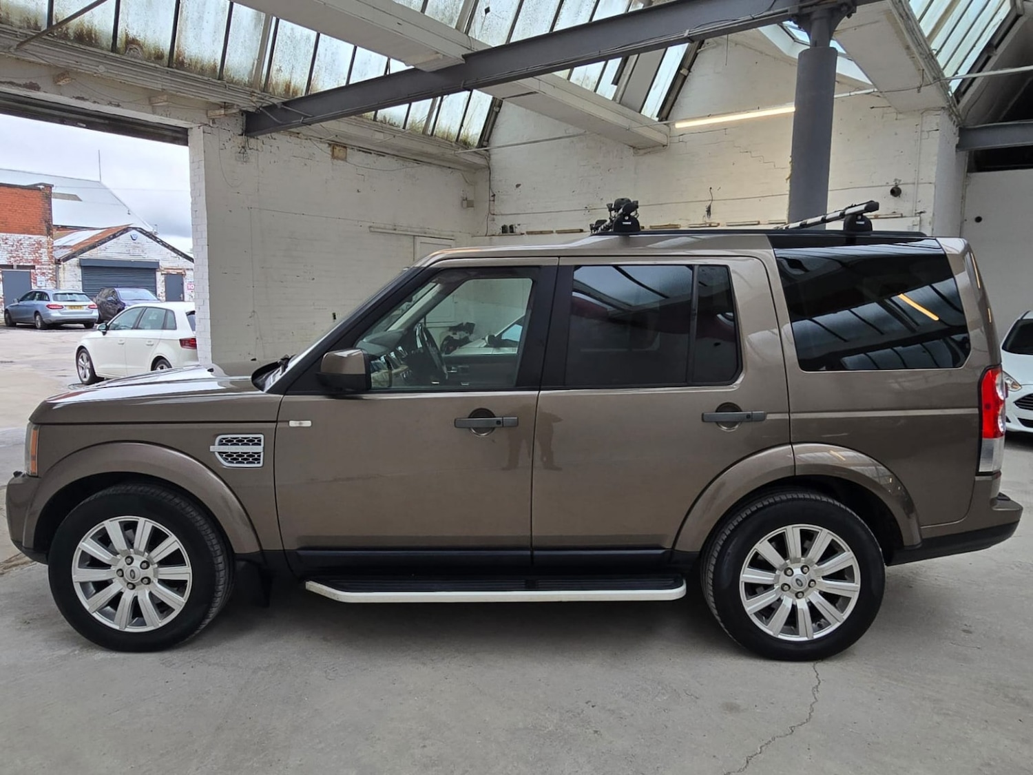 Used Land Rover Discovery 2011 for sale - 78031645: Photo 15