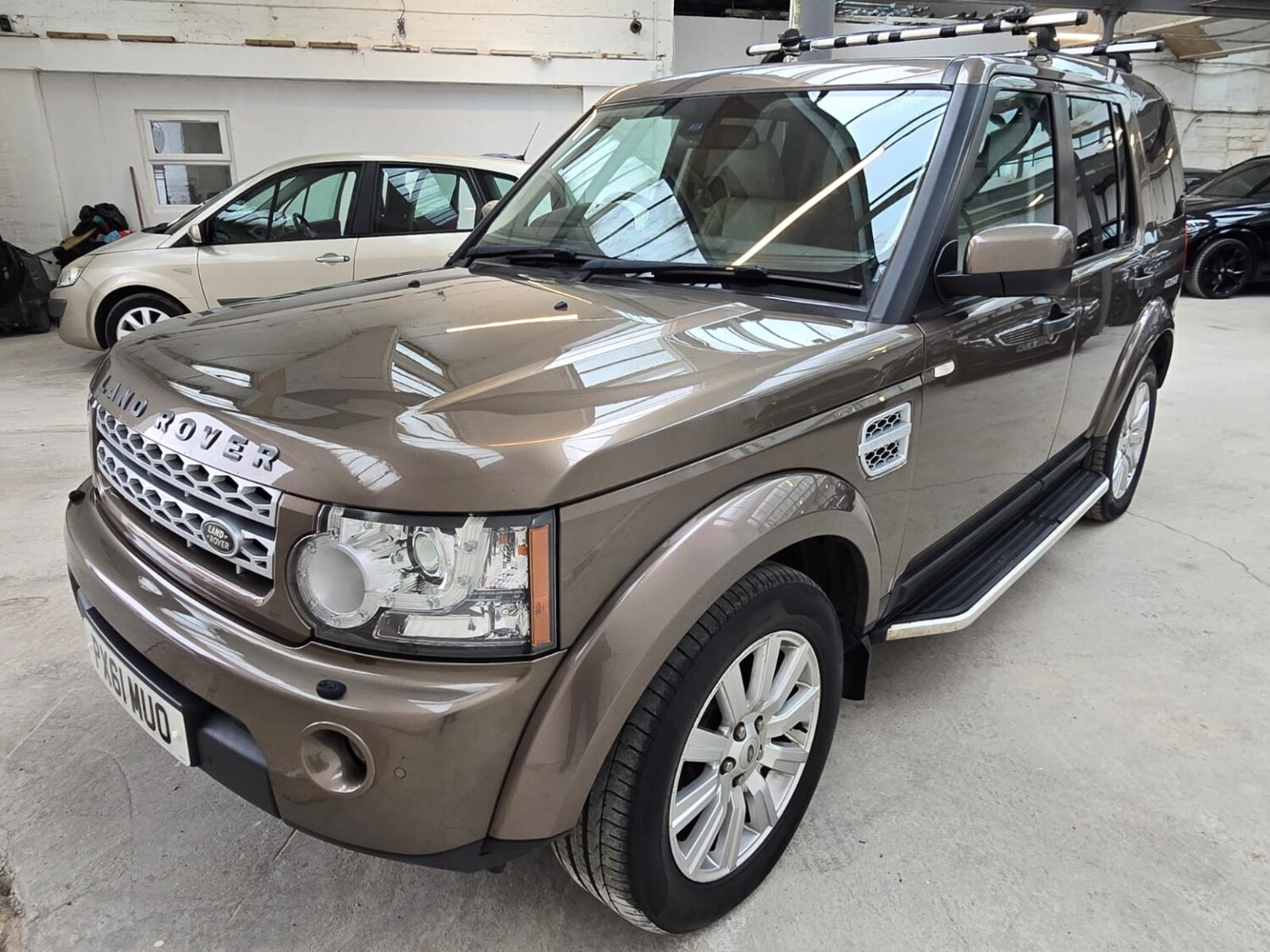 Used Land Rover Discovery 2011 for sale - 78031645: Photo 16