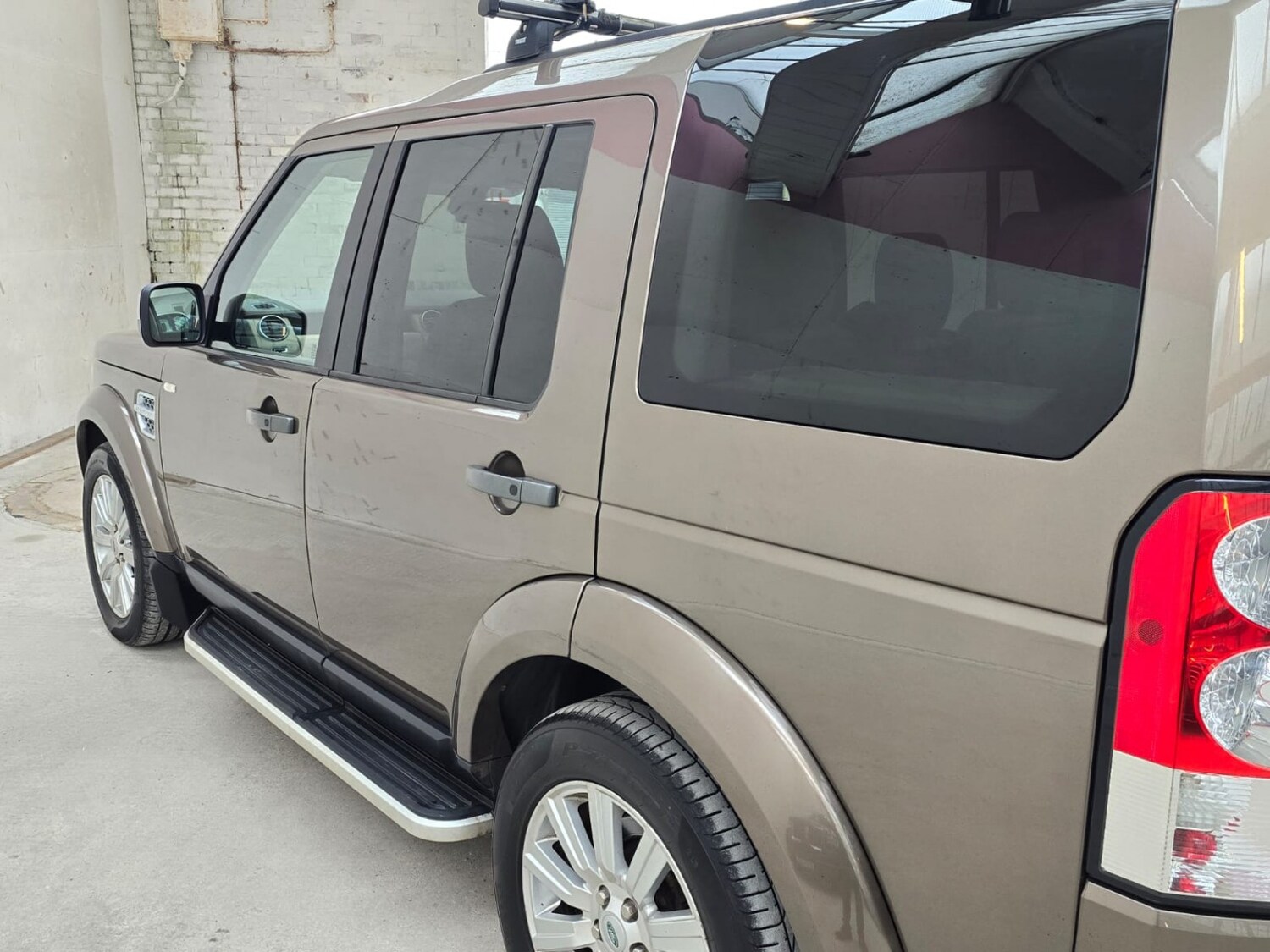 Used Land Rover Discovery 2011 for sale - 78031645: Photo 28