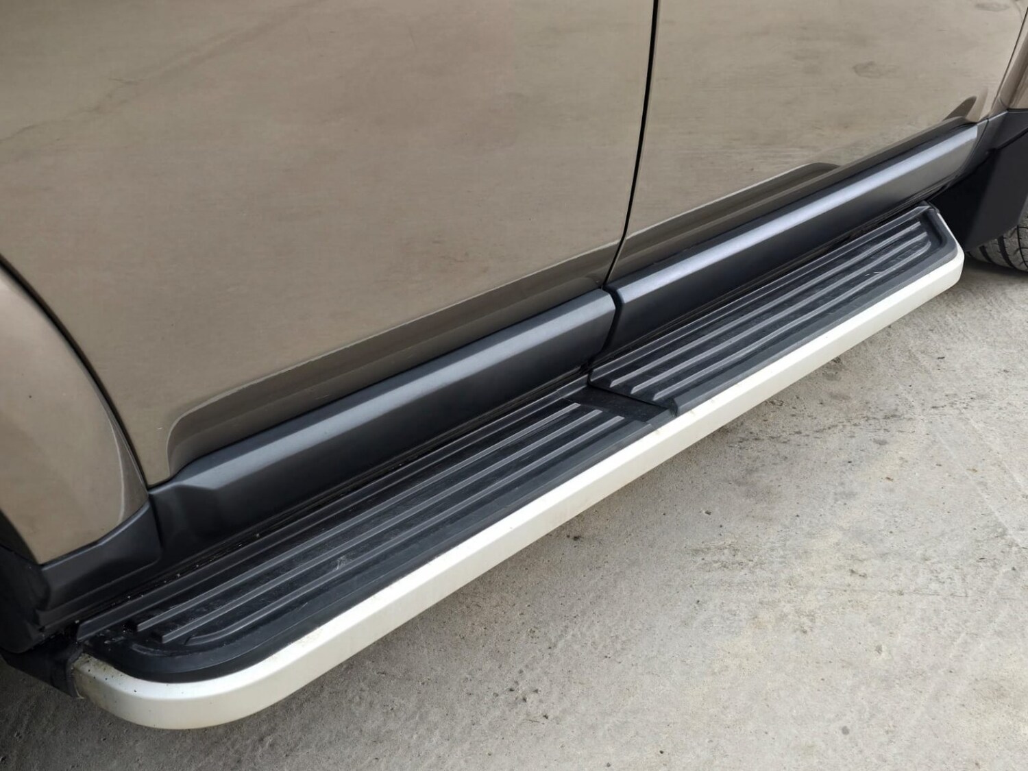 Used Land Rover Discovery 2011 for sale - 78031645: Photo 30