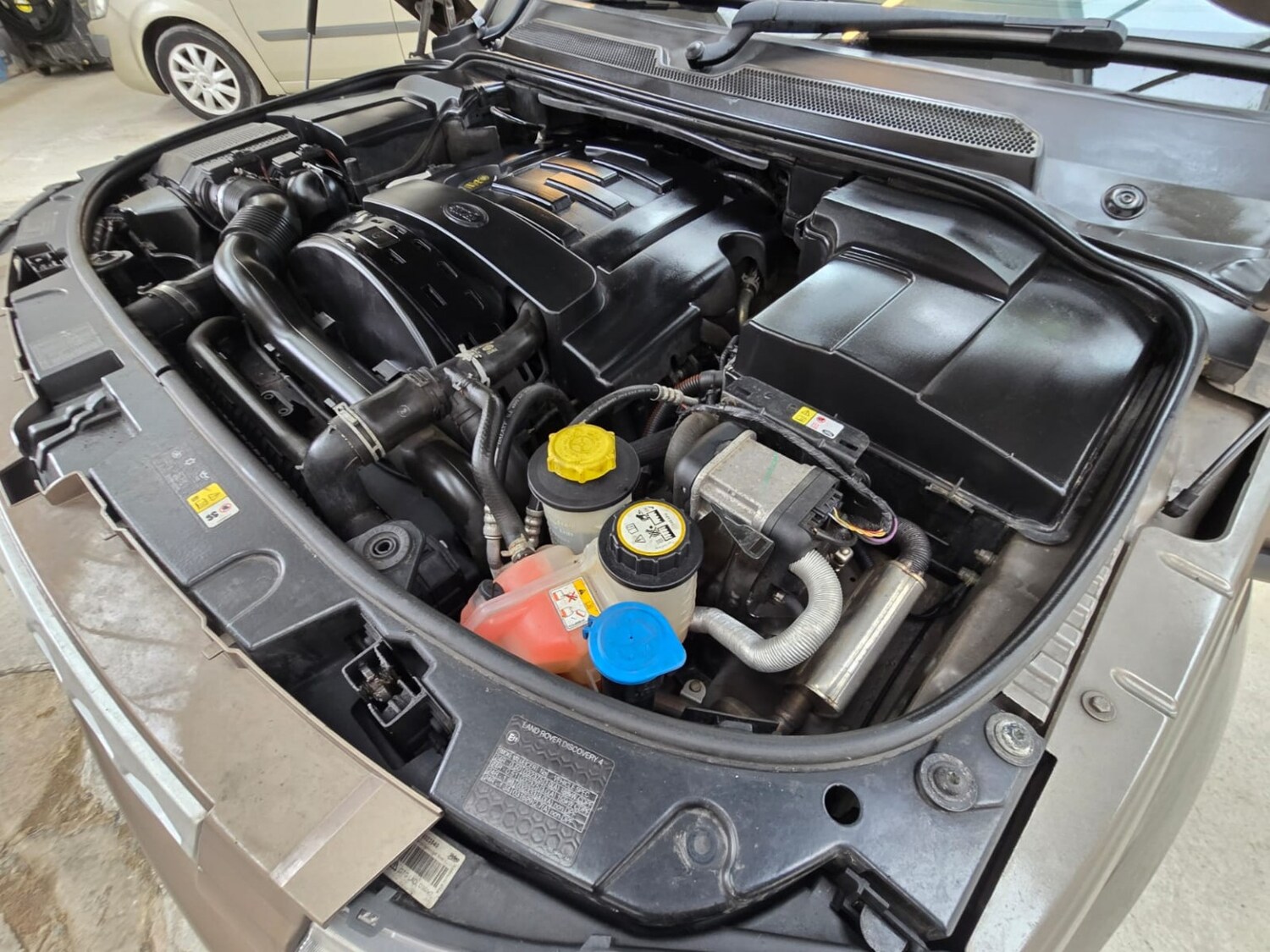 Used Land Rover Discovery 2011 for sale - 78031645: Photo 34