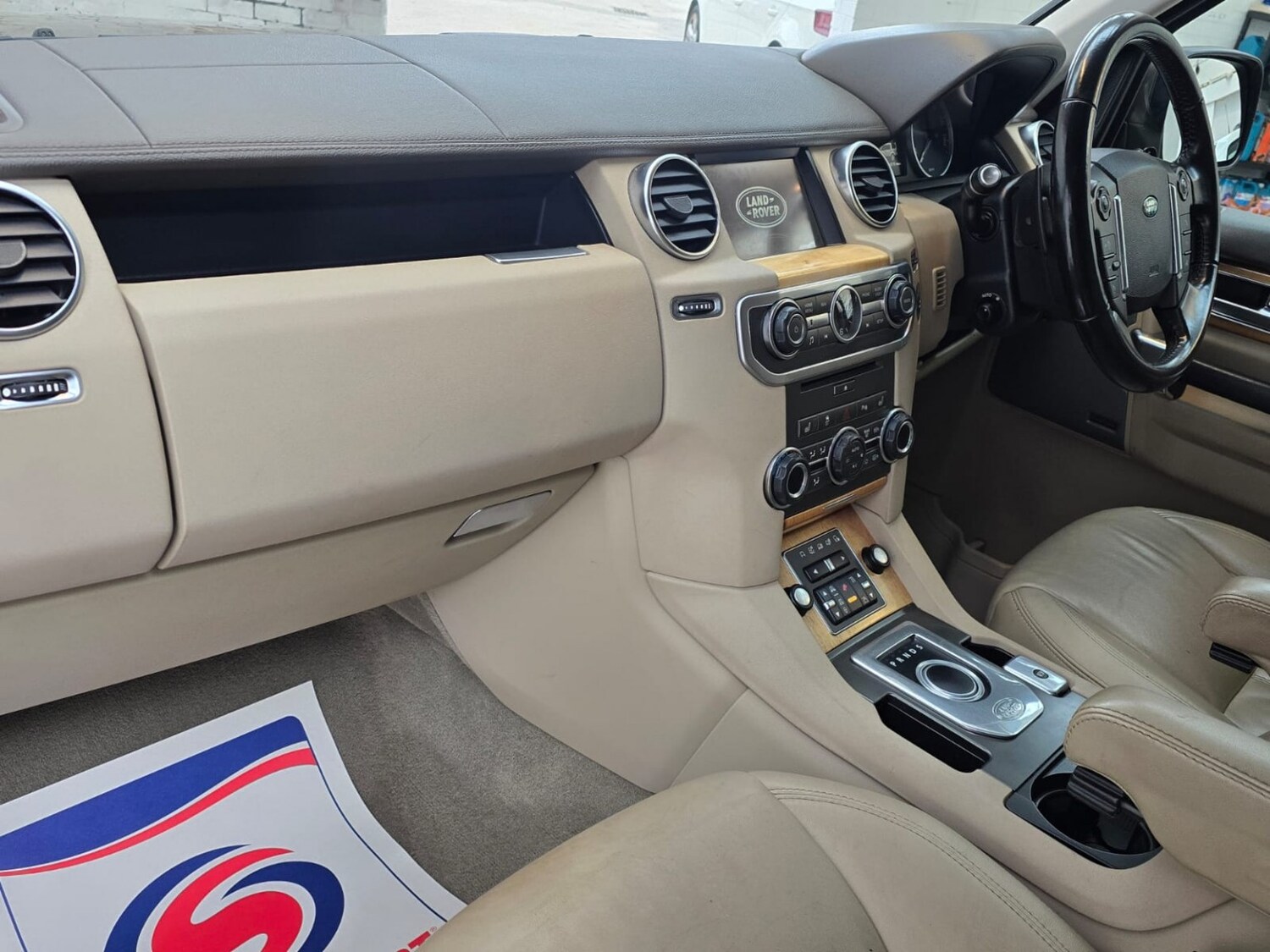 Used Land Rover Discovery 2011 for sale - 78031645: Photo 35