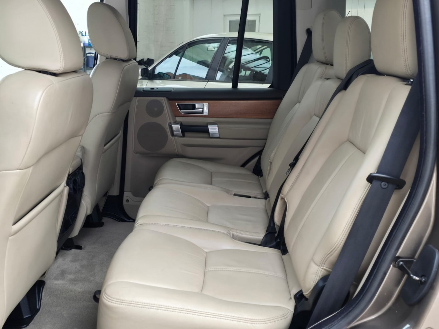 Used Land Rover Discovery 2011 for sale - 78031645: Photo 40