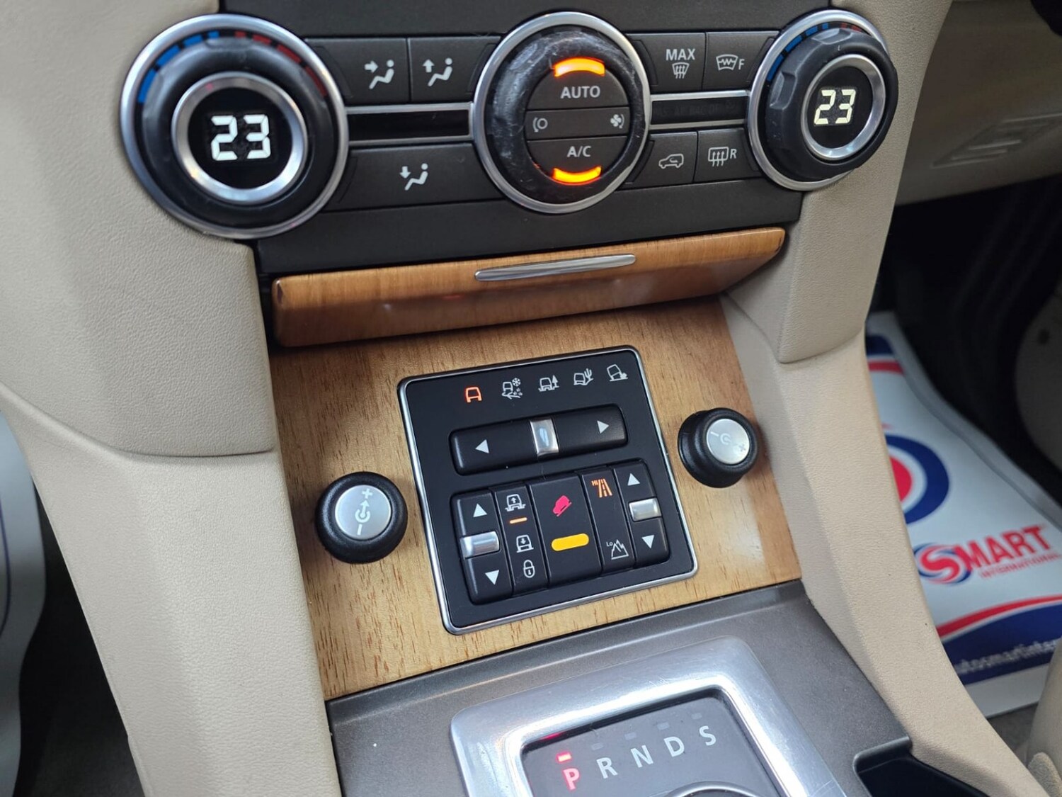 Used Land Rover Discovery 2011 for sale - 78031645: Photo 71