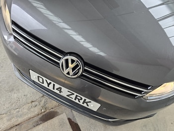 Used Volkswagen Touran 2014 for sale - 78646890: Photo
