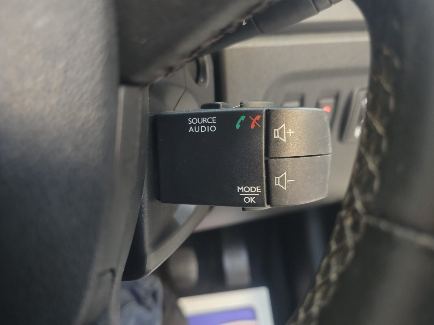 Used Renault Captur 2018 for sale - 78031697: Photo 17