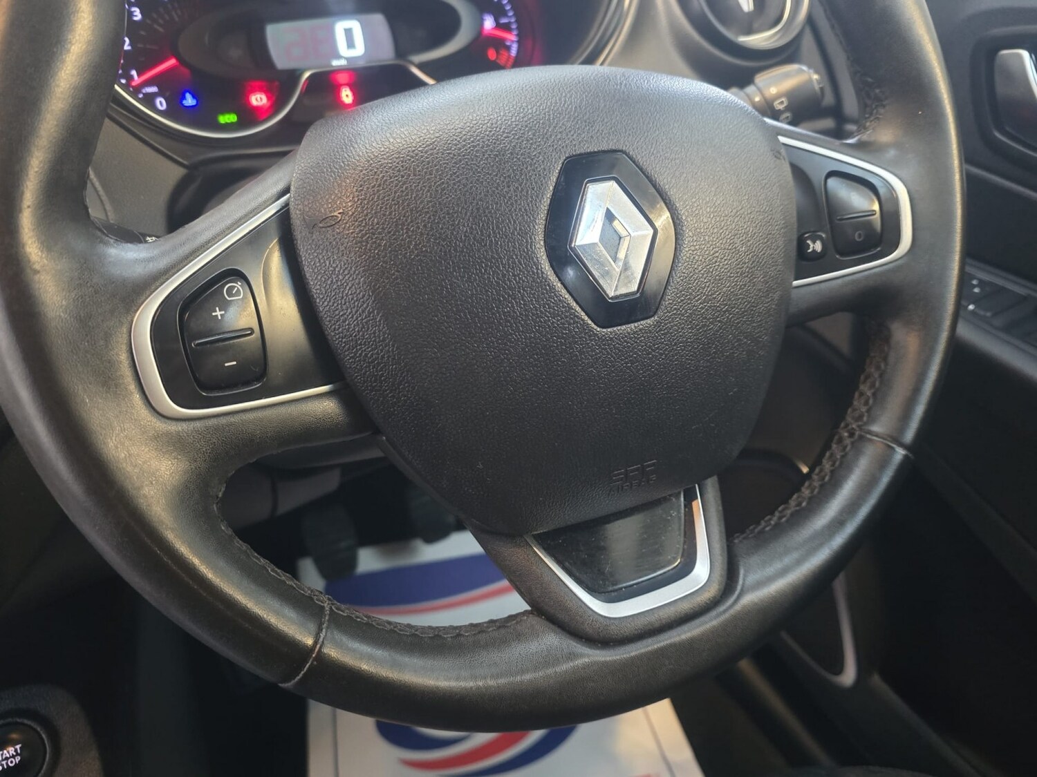 Used Renault Captur 2018 for sale - 78031697: Photo 21