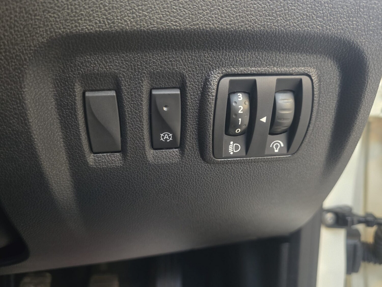 Used Renault Captur 2018 for sale - 78031697: Photo 25