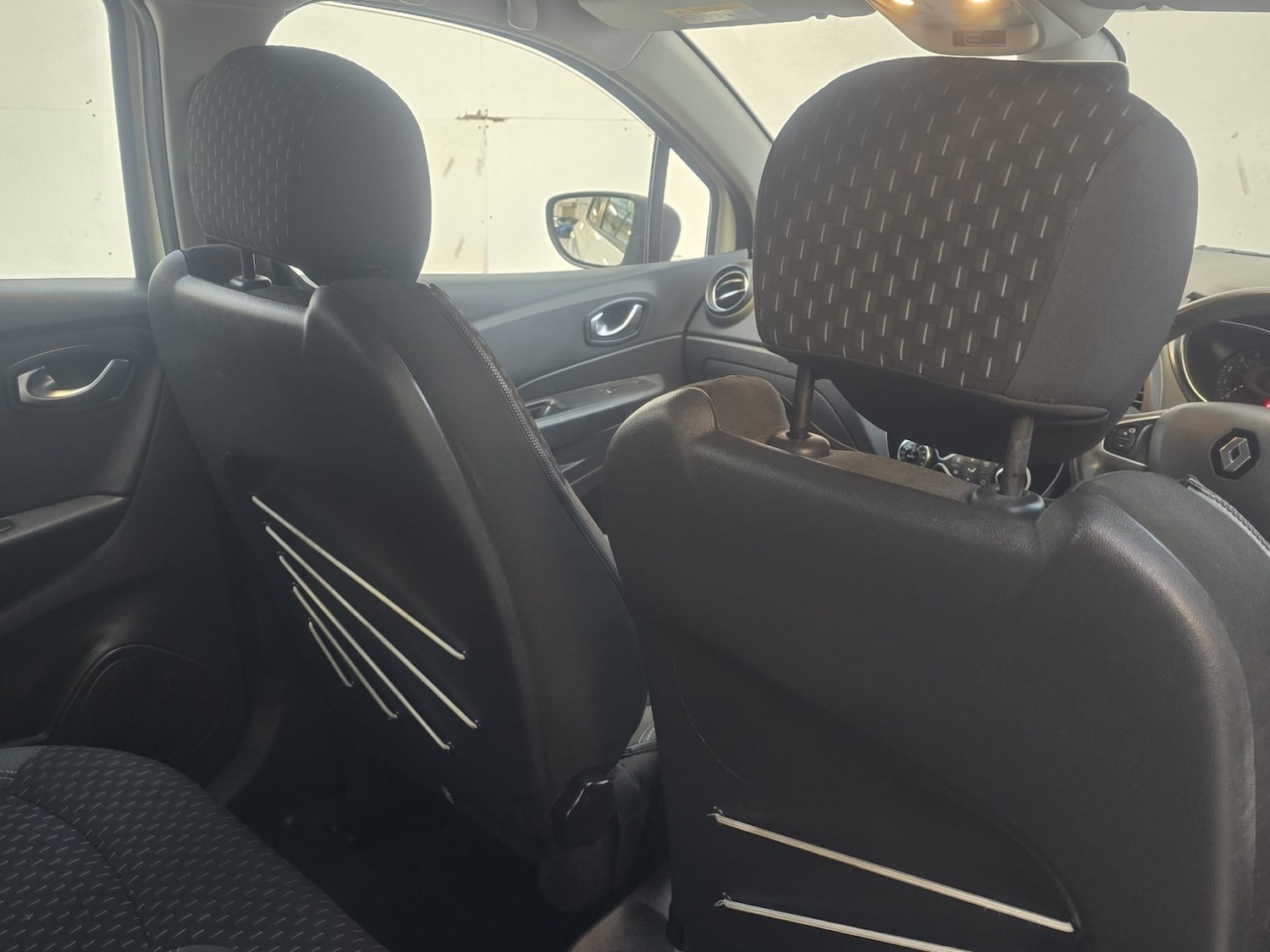 Used Renault Captur 2018 for sale - 78031697: Photo 33