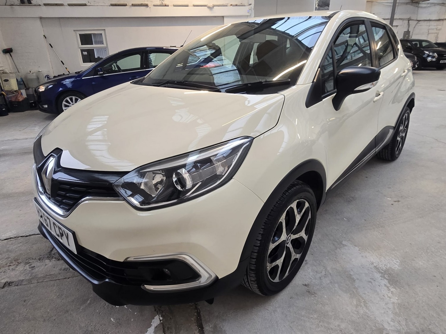 Used Renault Captur 2018 for sale - 78031697: Photo 46