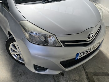 Used Toyota Yaris 2013 for sale - 78383346: Photo