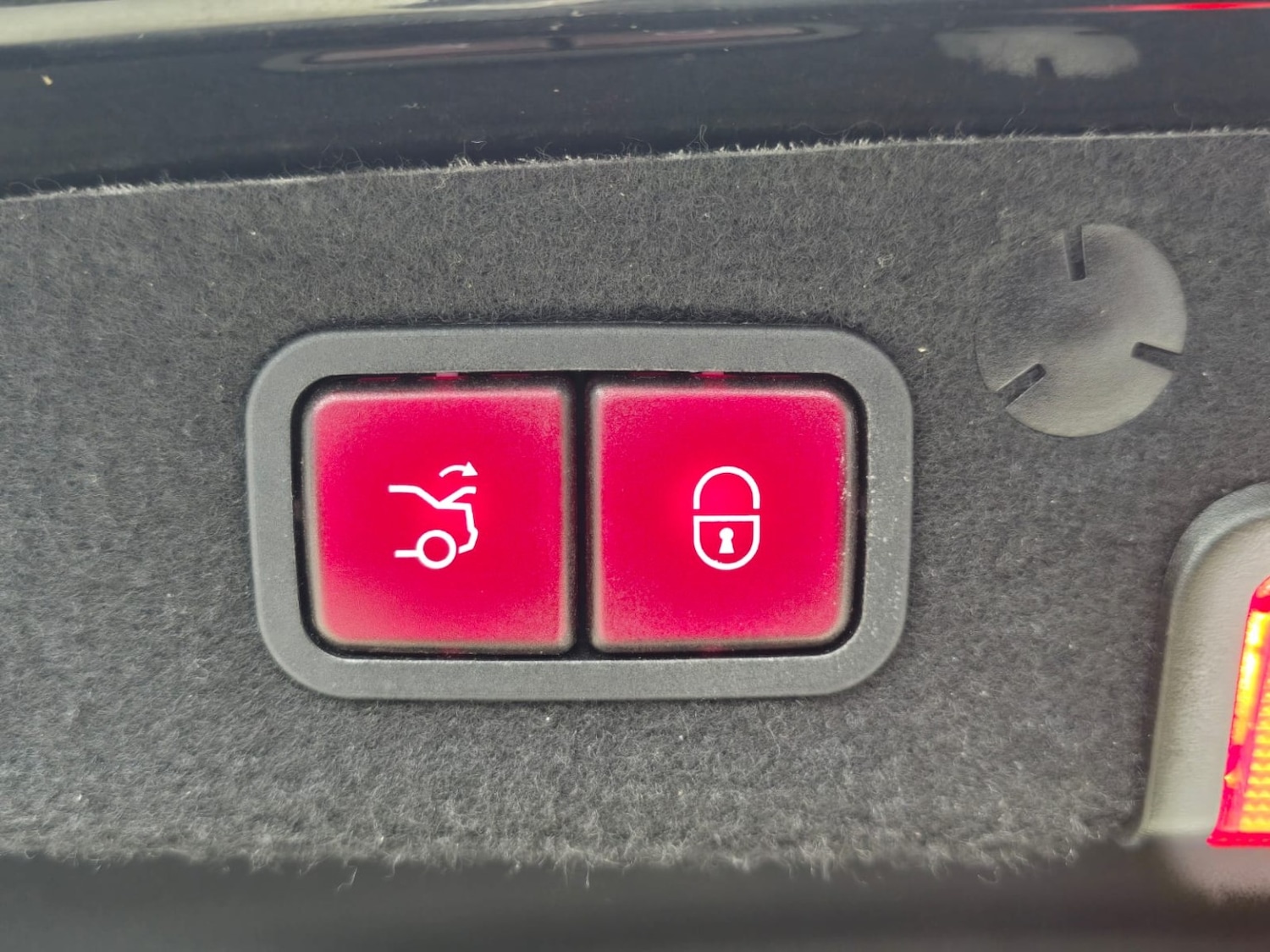 Used Mercedes-Benz C Class 2014 for sale - 78084522: Photo 11