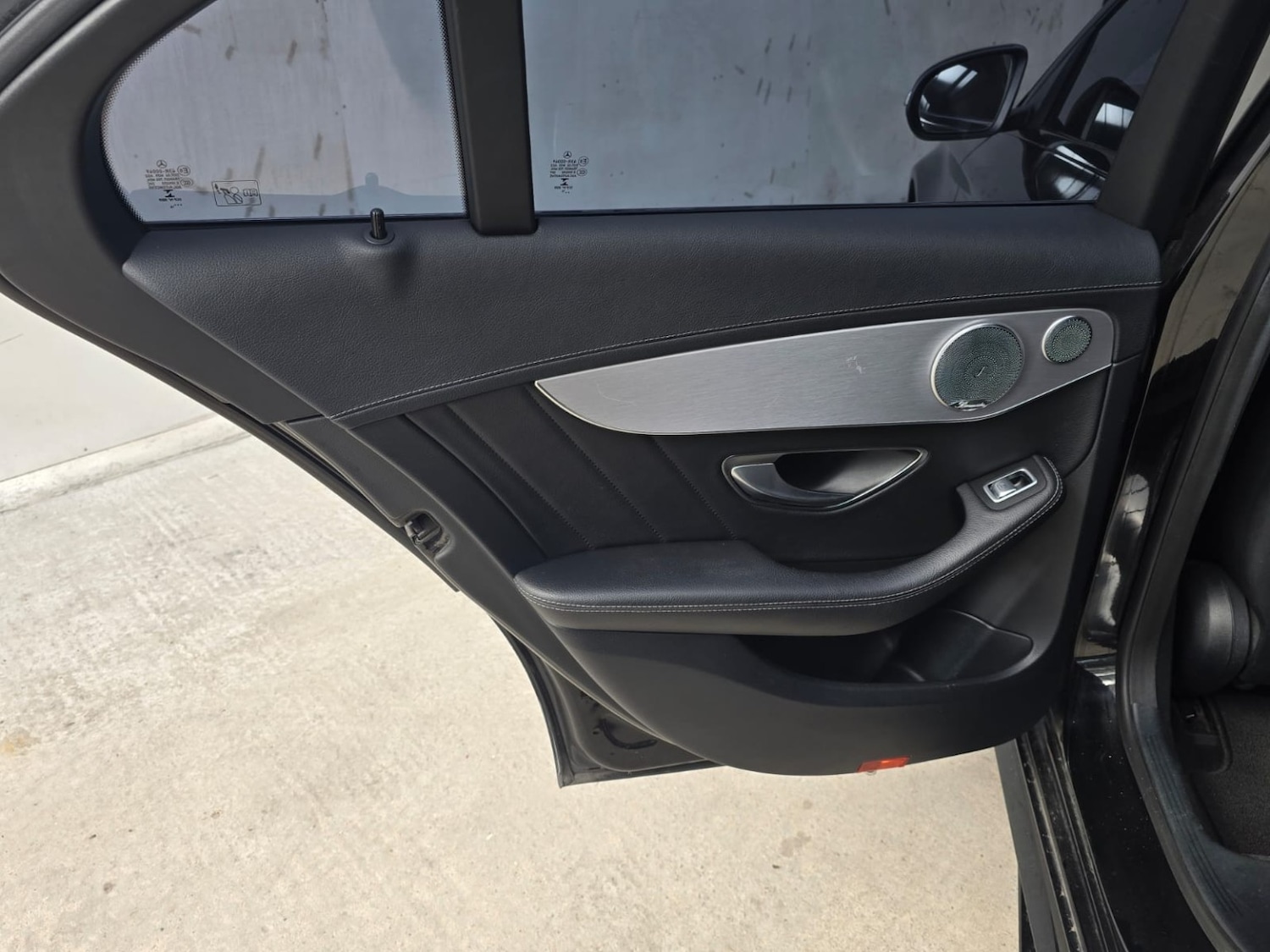 Used Mercedes-Benz C Class 2014 for sale - 78084522: Photo 40