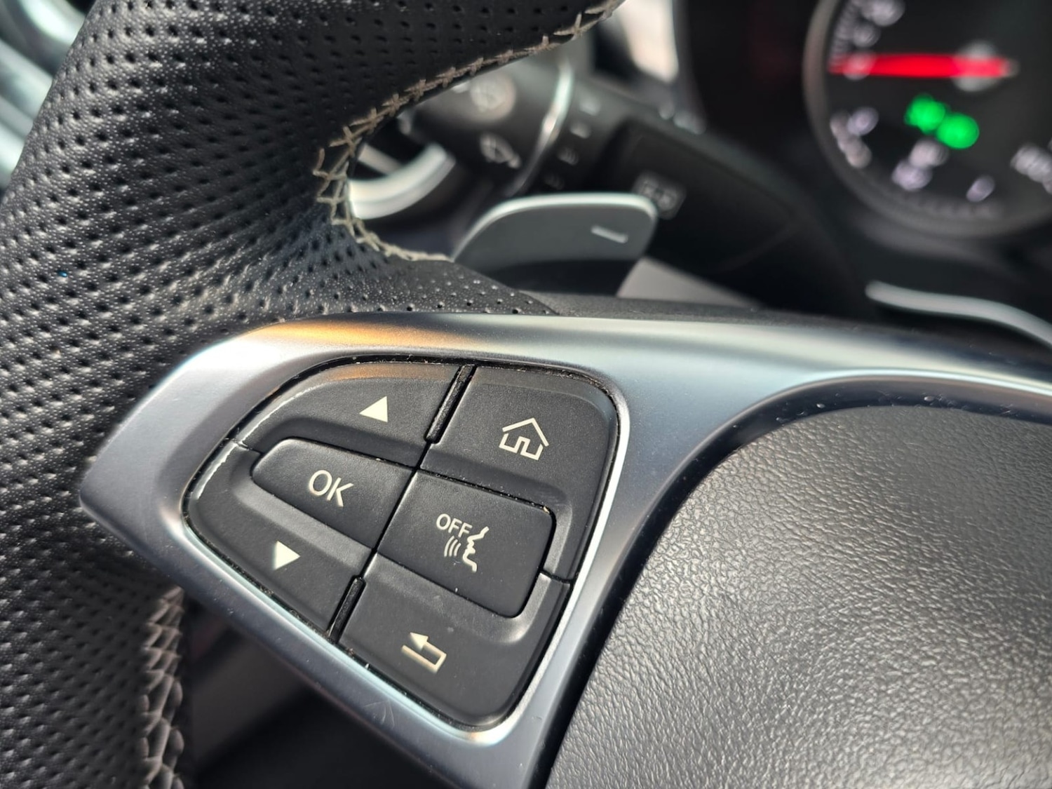 Used Mercedes-Benz C Class 2014 for sale - 78084522: Photo 56