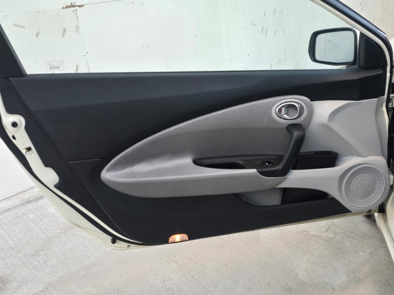 Used Honda CR-Z 2011 for sale - 78031707: Photo 35