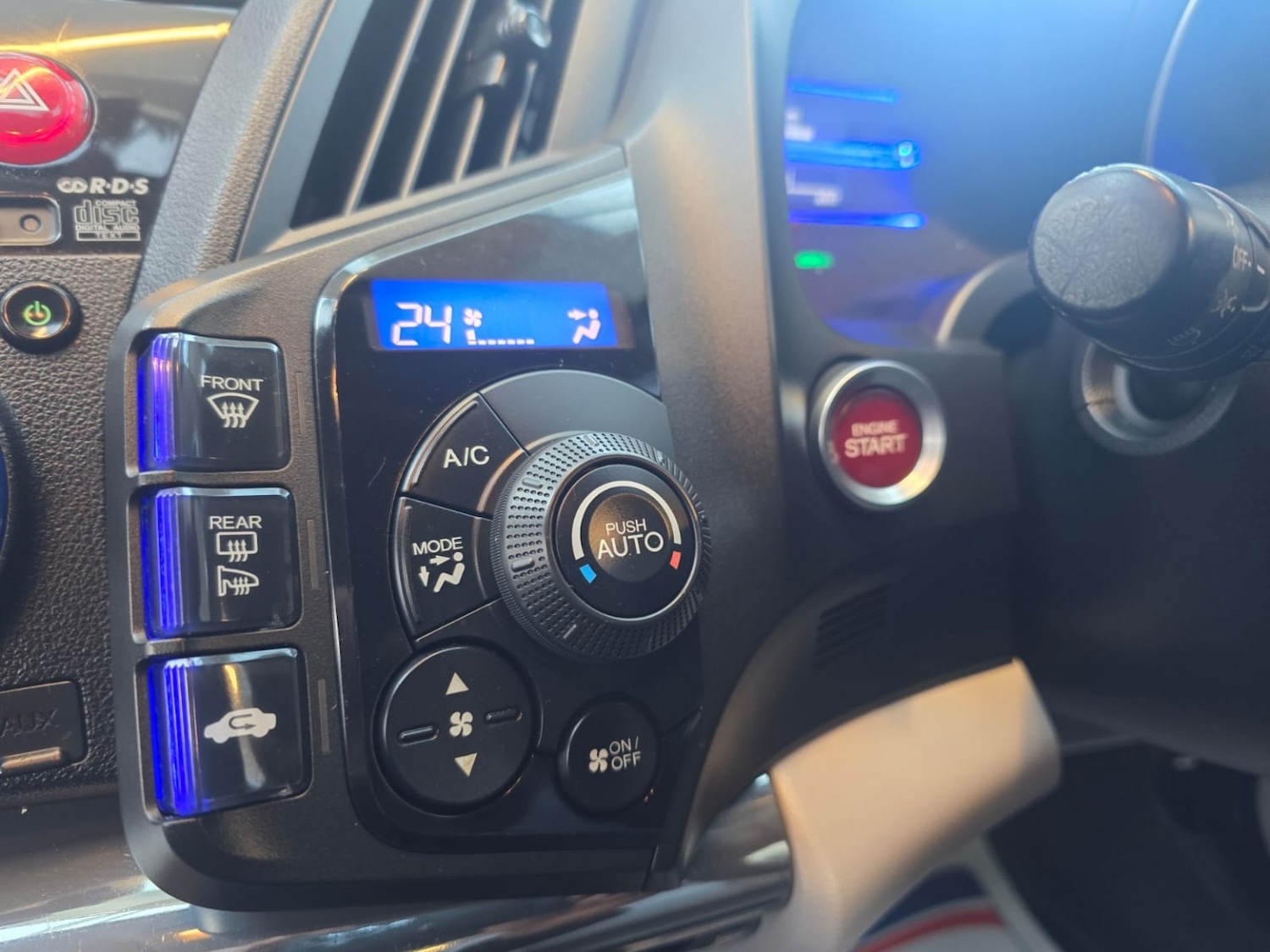 Used Honda CR-Z 2011 for sale - 78031707: Photo 47