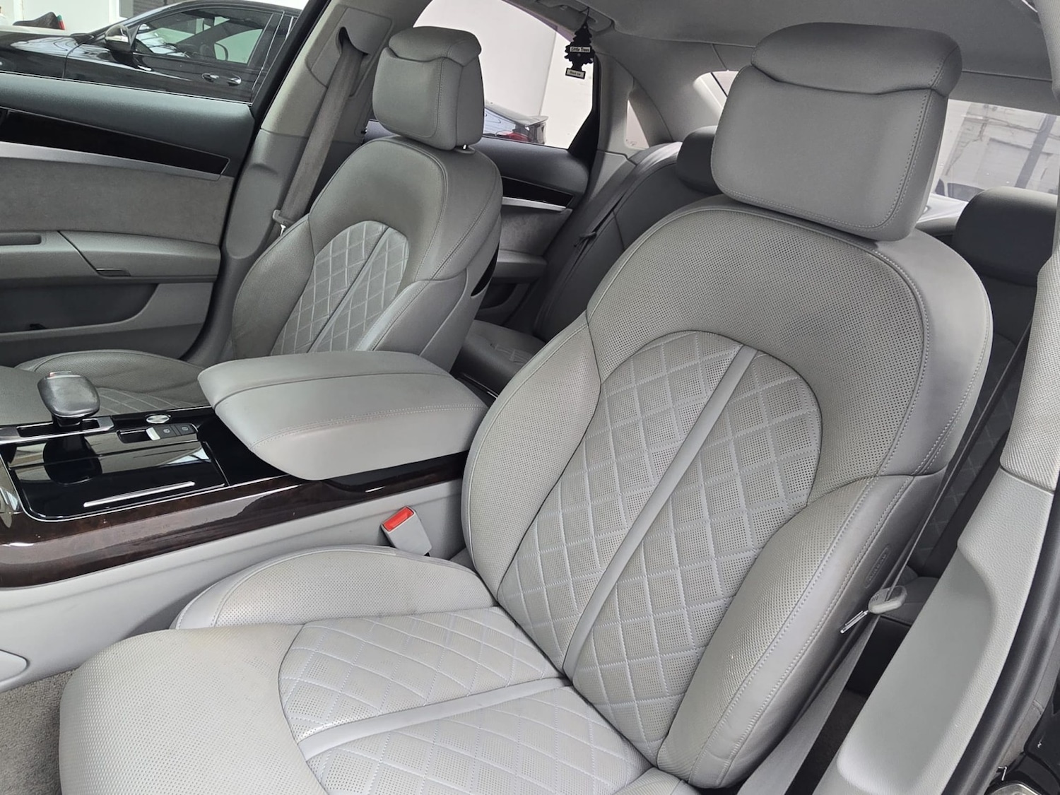 Used Audi A8 2015 for sale - 78182957: Photo 33