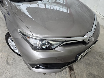 Used Toyota Auris 2016 for sale - 78852510: Photo