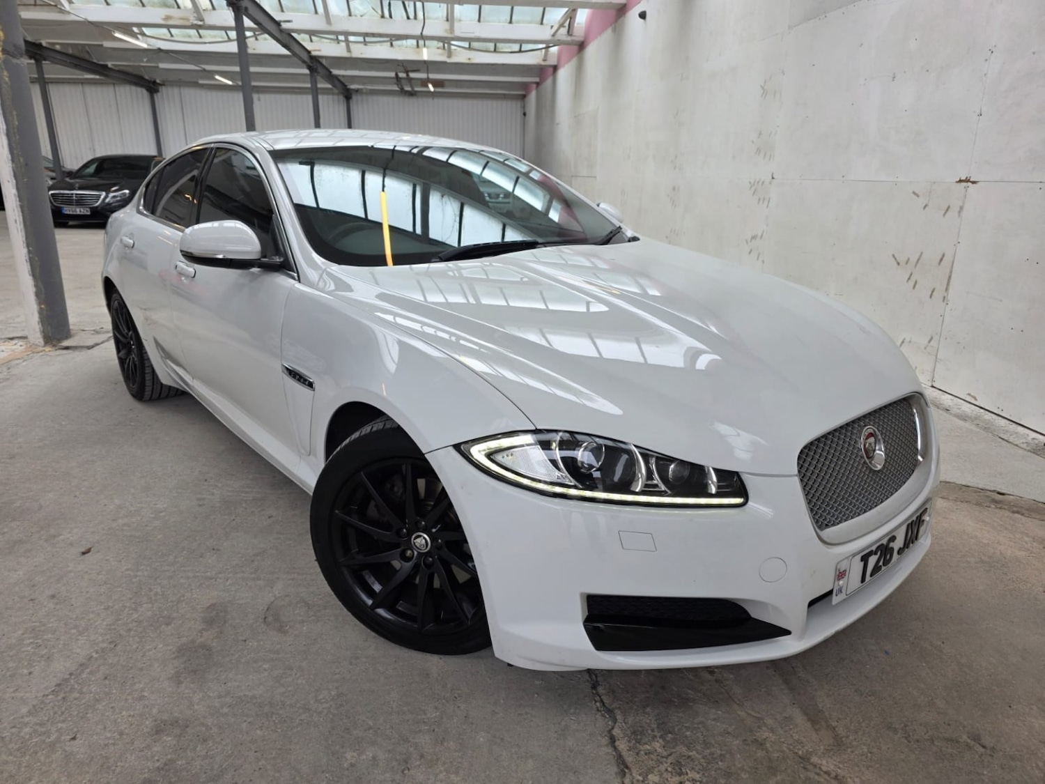 Used Jaguar XF 2013 for sale - 78084510: Photo 1