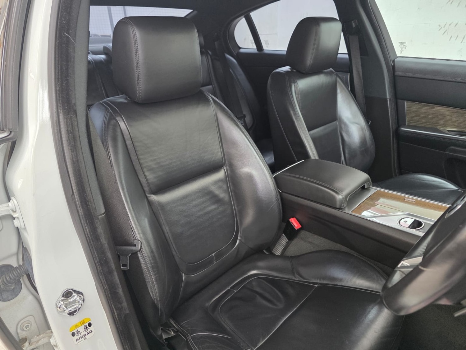 Used Jaguar XF 2013 for sale - 78084510: Photo 27