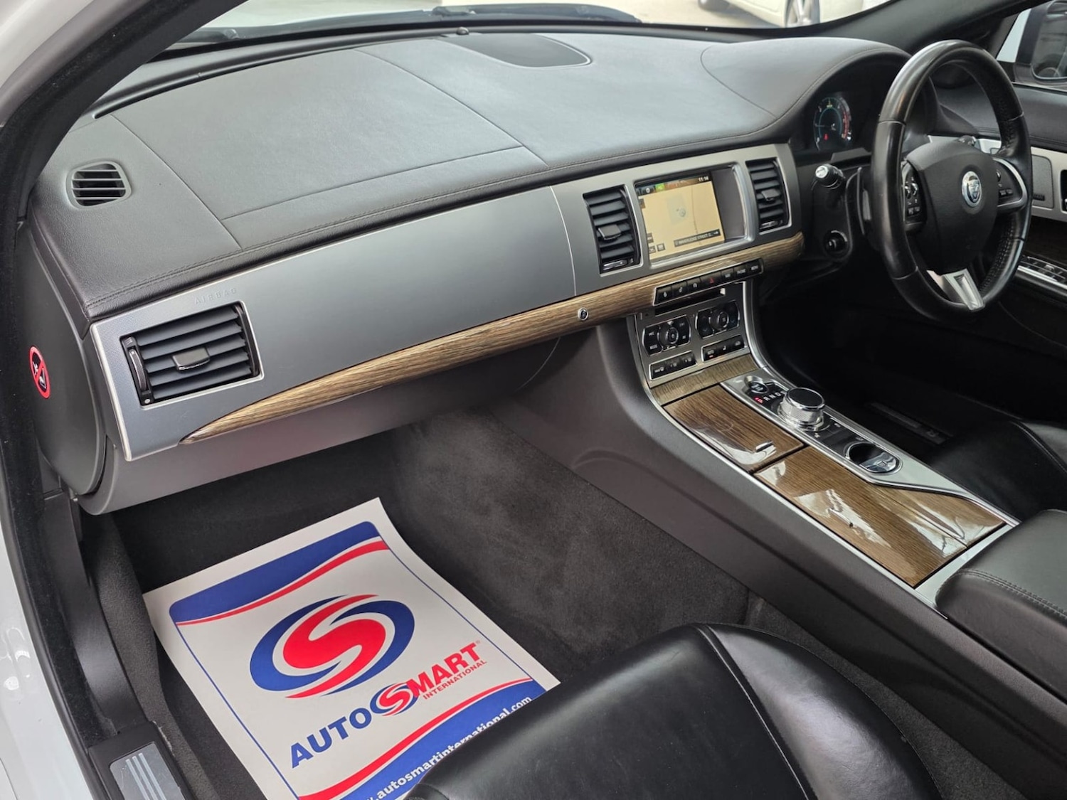 Used Jaguar XF 2013 for sale - 78084510: Photo 41