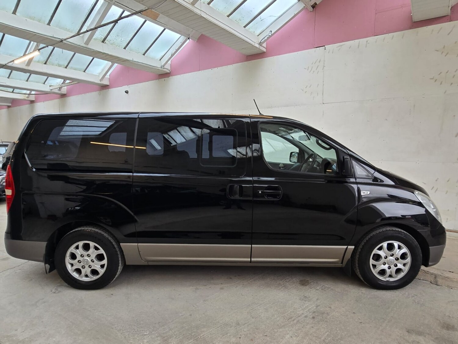 Used Hyundai i800 2012 for sale - 78031706: Photo 7