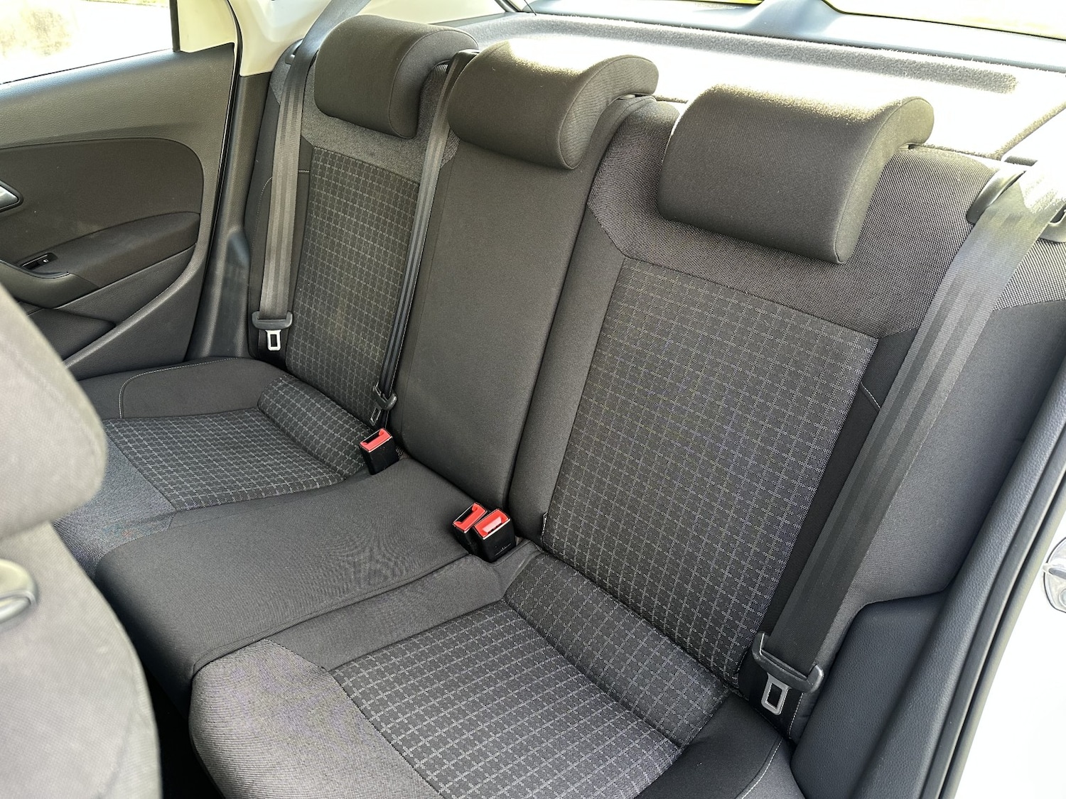 Used Volkswagen Polo 2015 for sale - 76439941: Photo 17